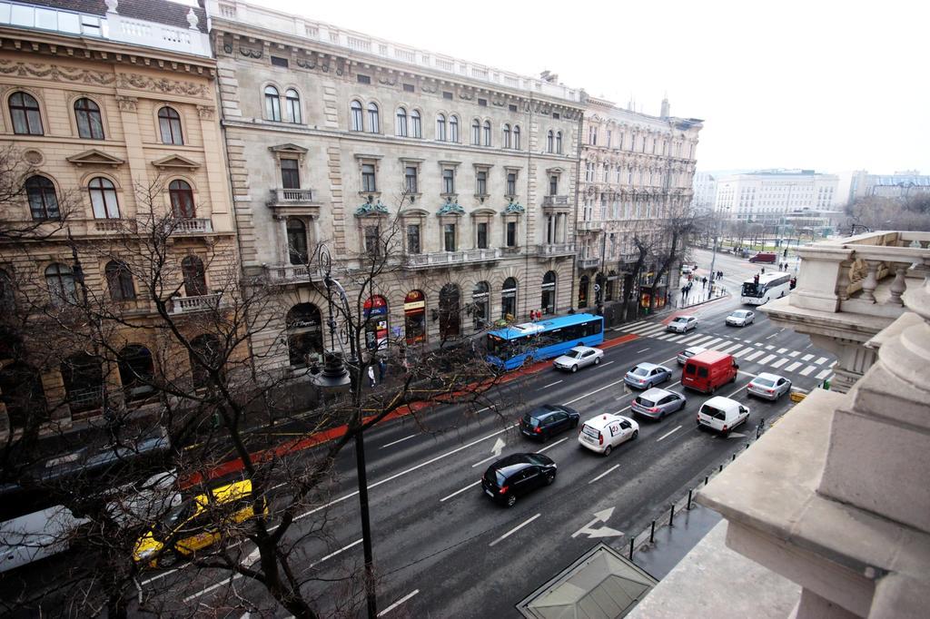 Play Apartments Budapeste Exterior foto